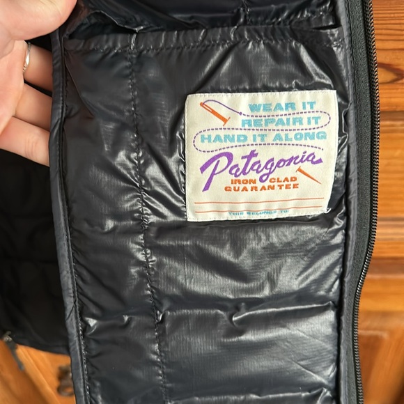 Patagonia Down Vest - Picture 5 of 6
